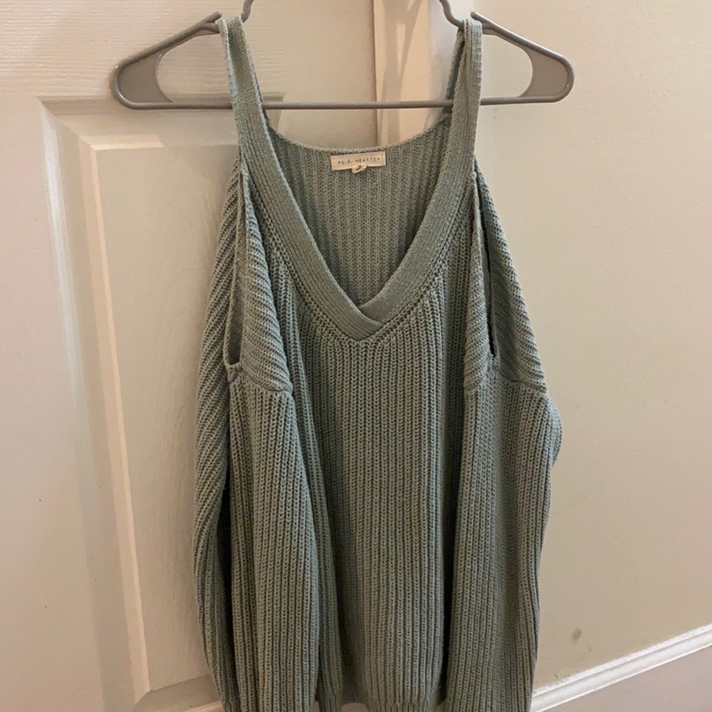 Pacsun cold shoulder chunky sweater